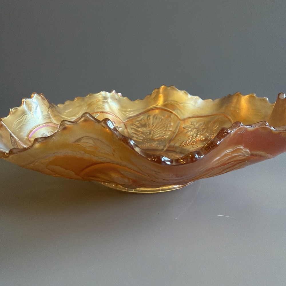 Antique Fenton Carnival Glass Bowl "Peacock and Grape" "Bearded Berry" Marigold - Picture 6 of 13